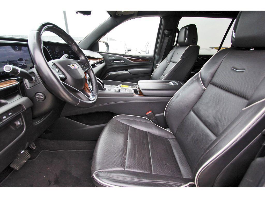used 2023 Cadillac Escalade ESV car, priced at $59,442