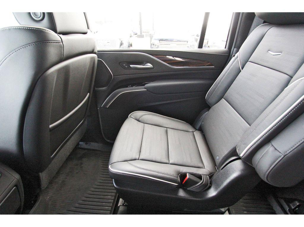 used 2024 Cadillac Escalade ESV car, priced at $85,991