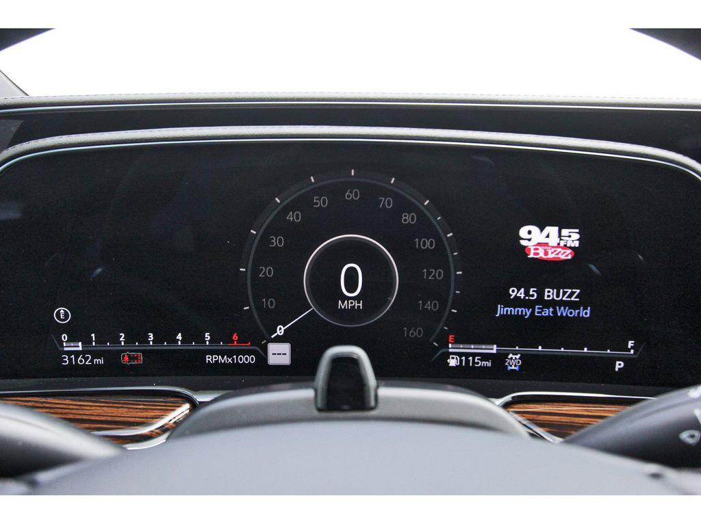 used 2024 Cadillac Escalade ESV car, priced at $85,991