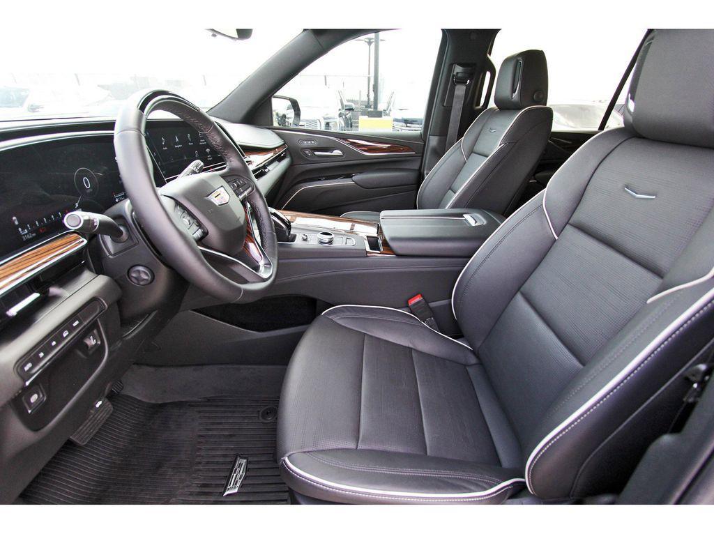 used 2024 Cadillac Escalade ESV car, priced at $85,991