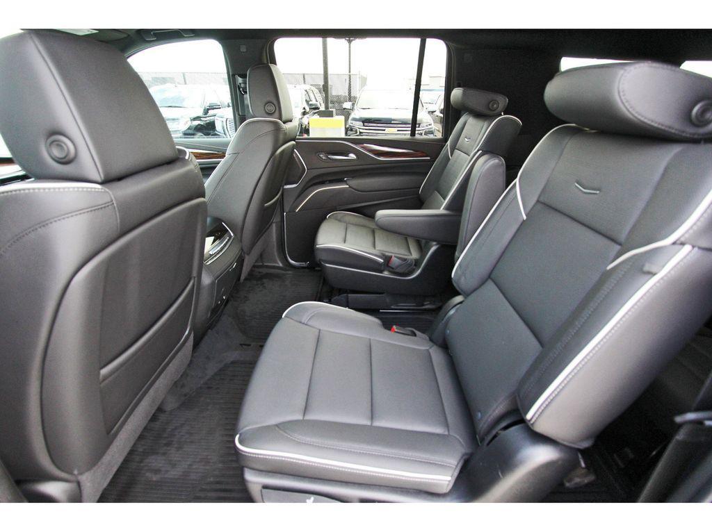 used 2024 Cadillac Escalade ESV car, priced at $85,991
