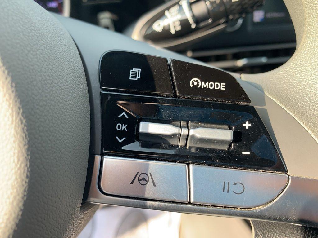 used 2023 Hyundai Elantra car, priced at $18,995