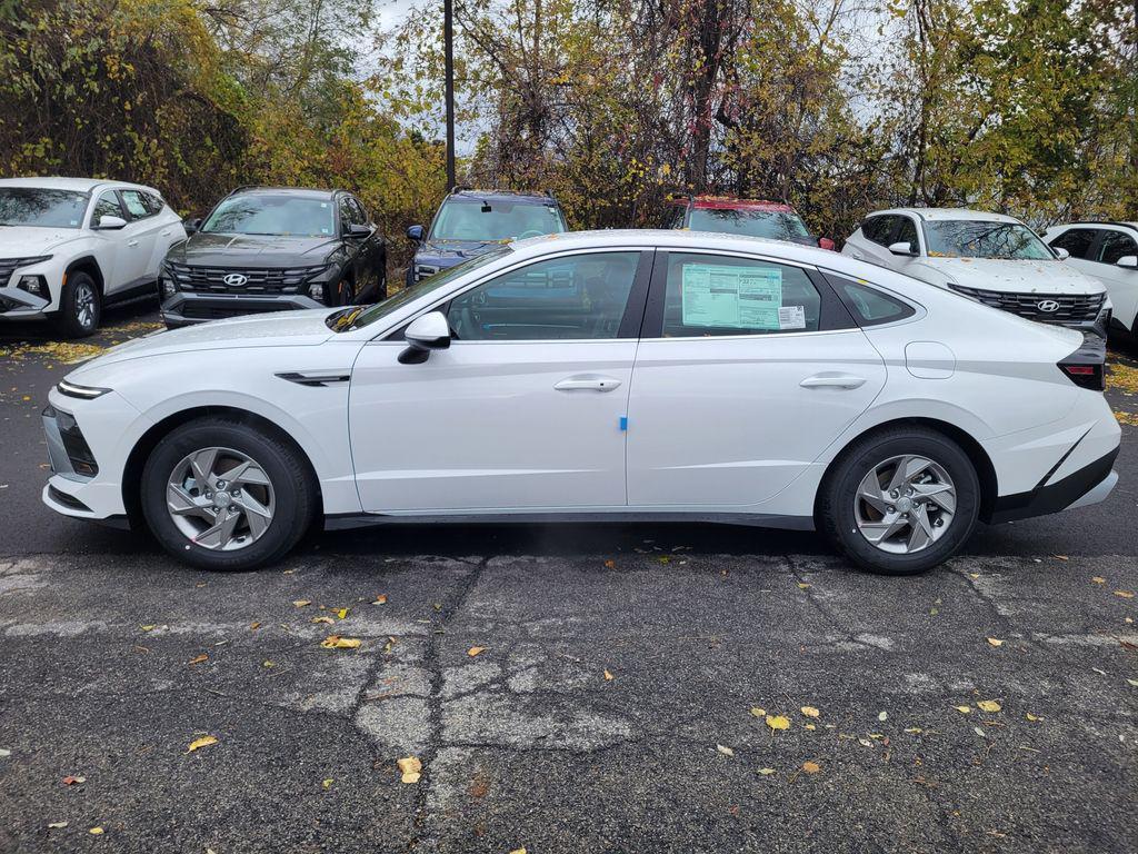 new 2026 Hyundai Sonata car, priced at $25,587