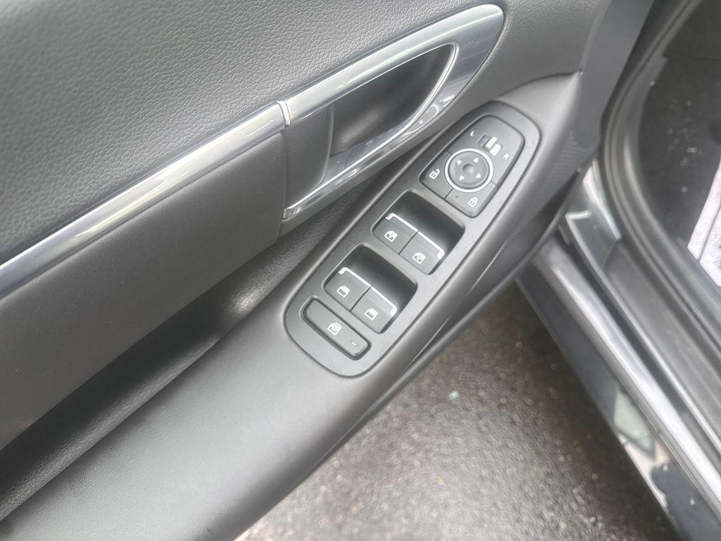 used 2023 Hyundai Sonata car, priced at $21,995