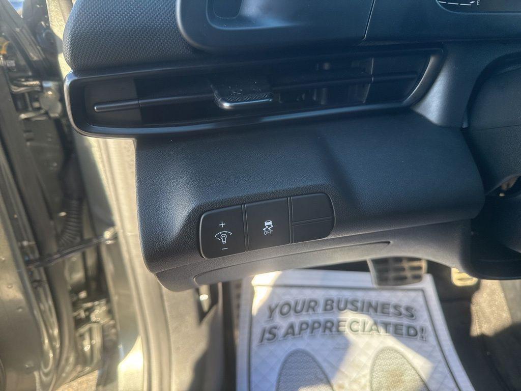 used 2025 Hyundai Elantra car, priced at $20,295