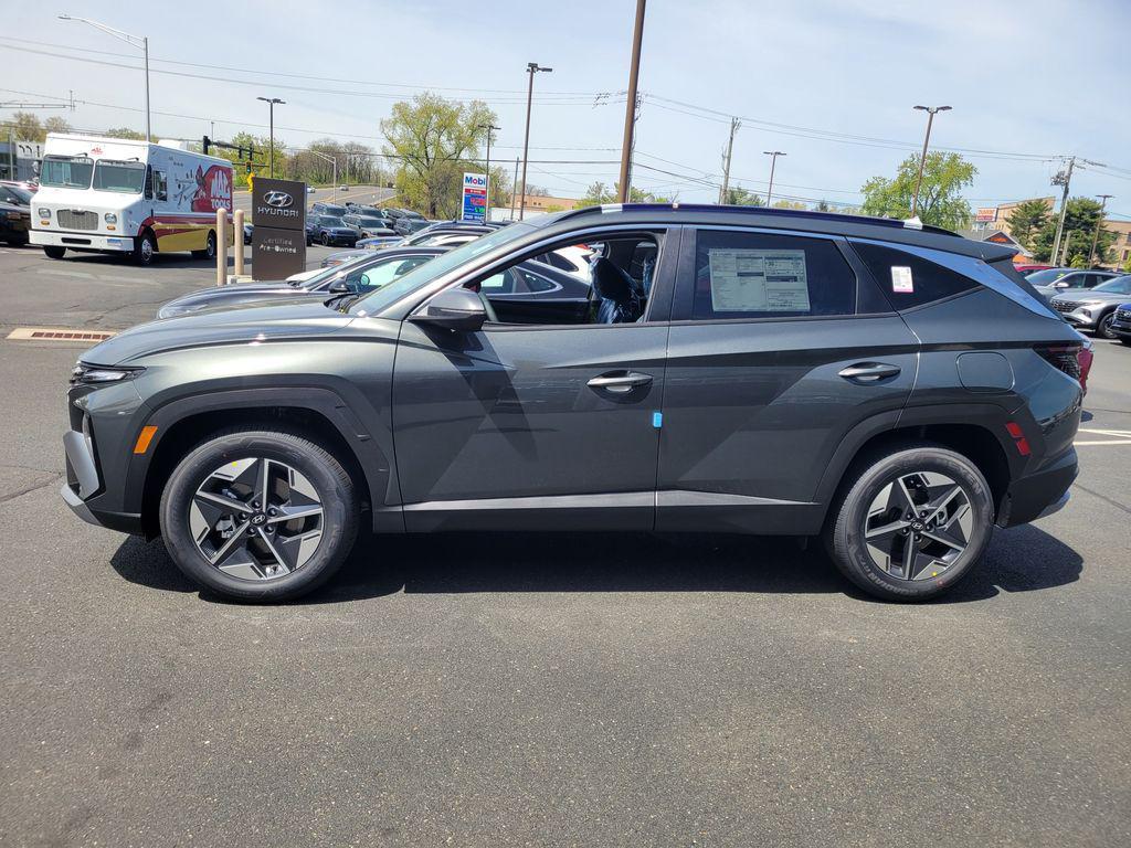 new 2026 Hyundai TUCSON Hybrid car, priced at $32,690