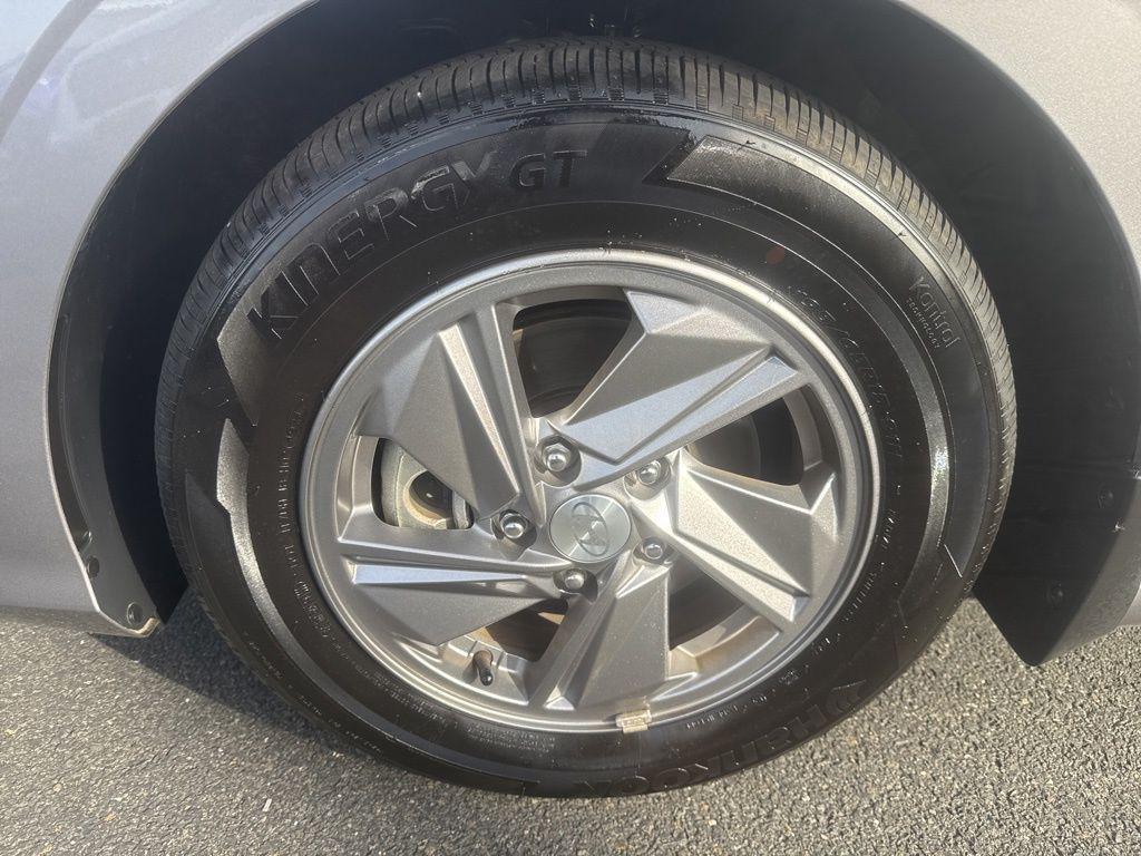 used 2025 Hyundai Elantra car, priced at $21,995