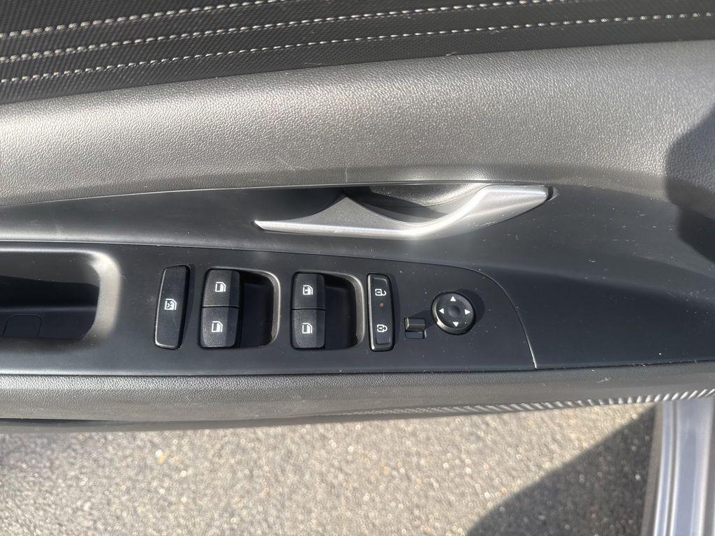 used 2025 Hyundai Elantra car, priced at $21,995