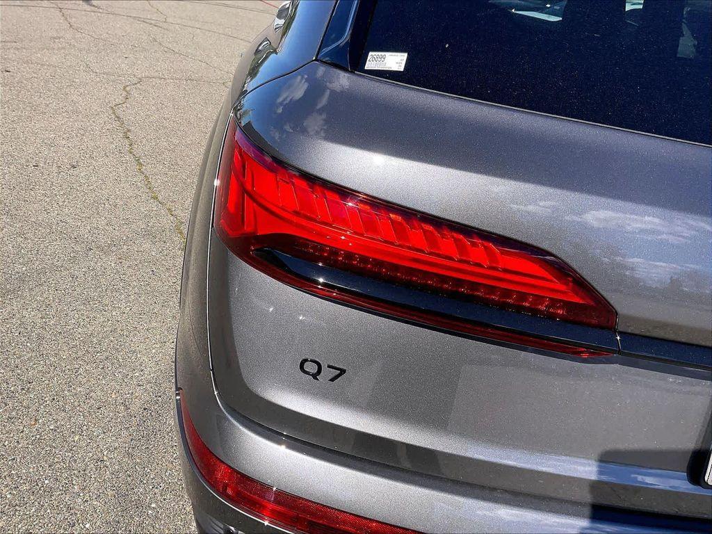 new 2026 Audi Q7 car, priced at $66,685