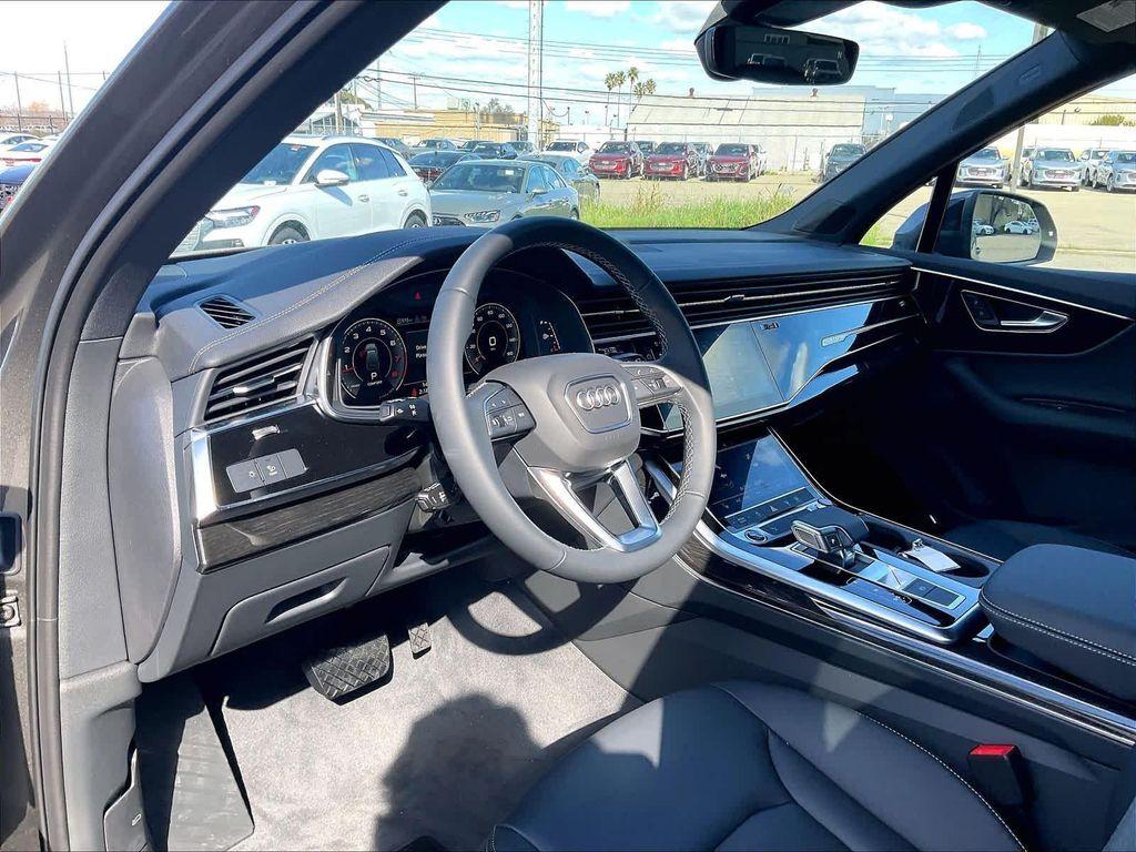 new 2026 Audi Q7 car, priced at $66,685
