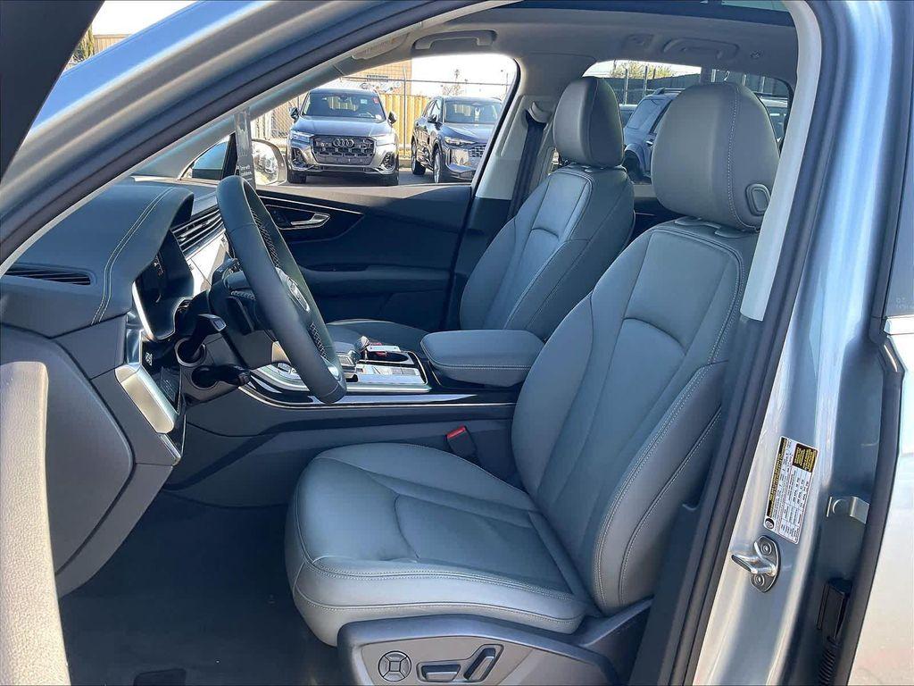 new 2026 Audi Q7 car, priced at $63,975
