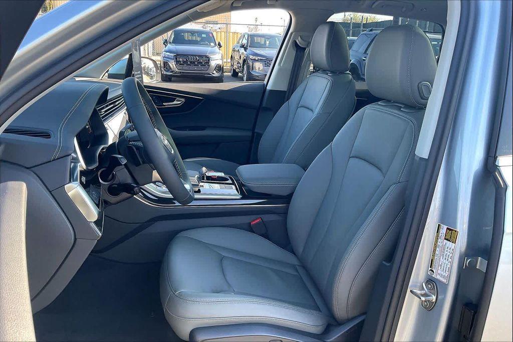 new 2026 Audi Q7 car, priced at $63,890