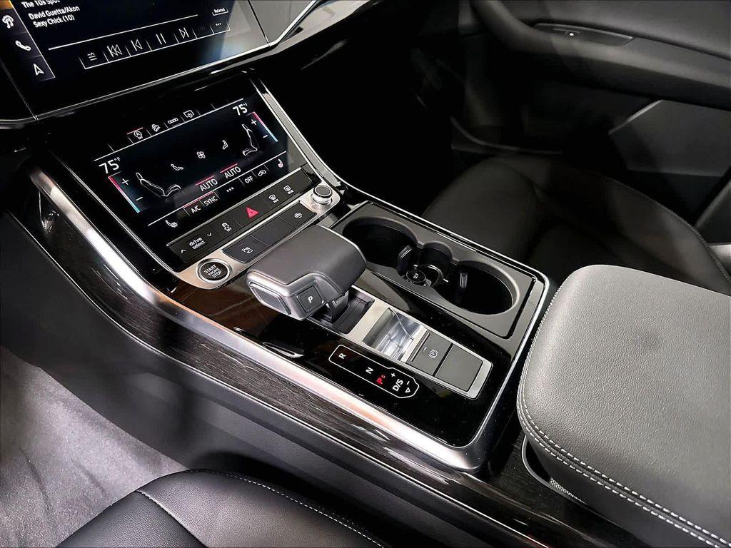new 2026 Audi Q7 car, priced at $63,975