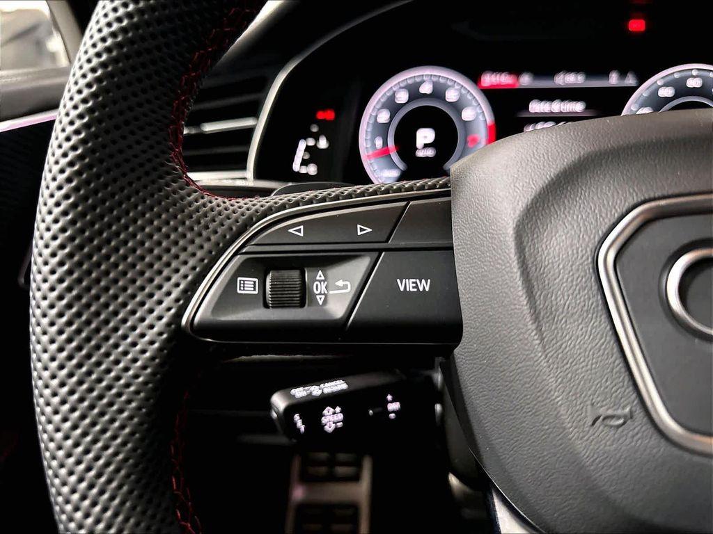 new 2026 Audi Q7 car, priced at $85,825