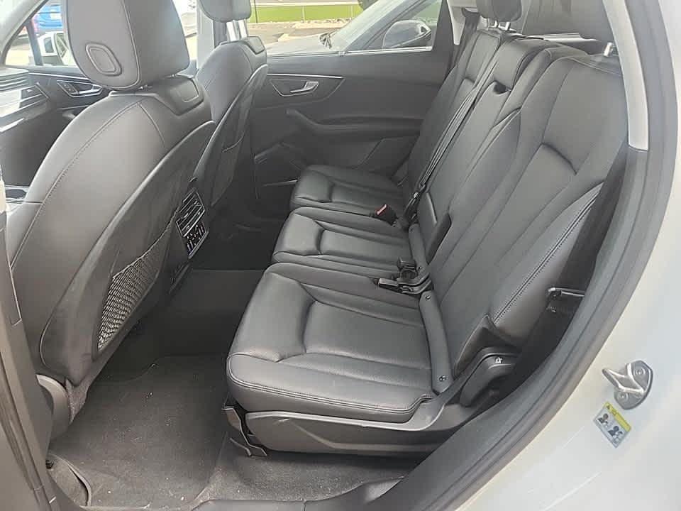 used 2023 Audi Q7 car, priced at $44,600