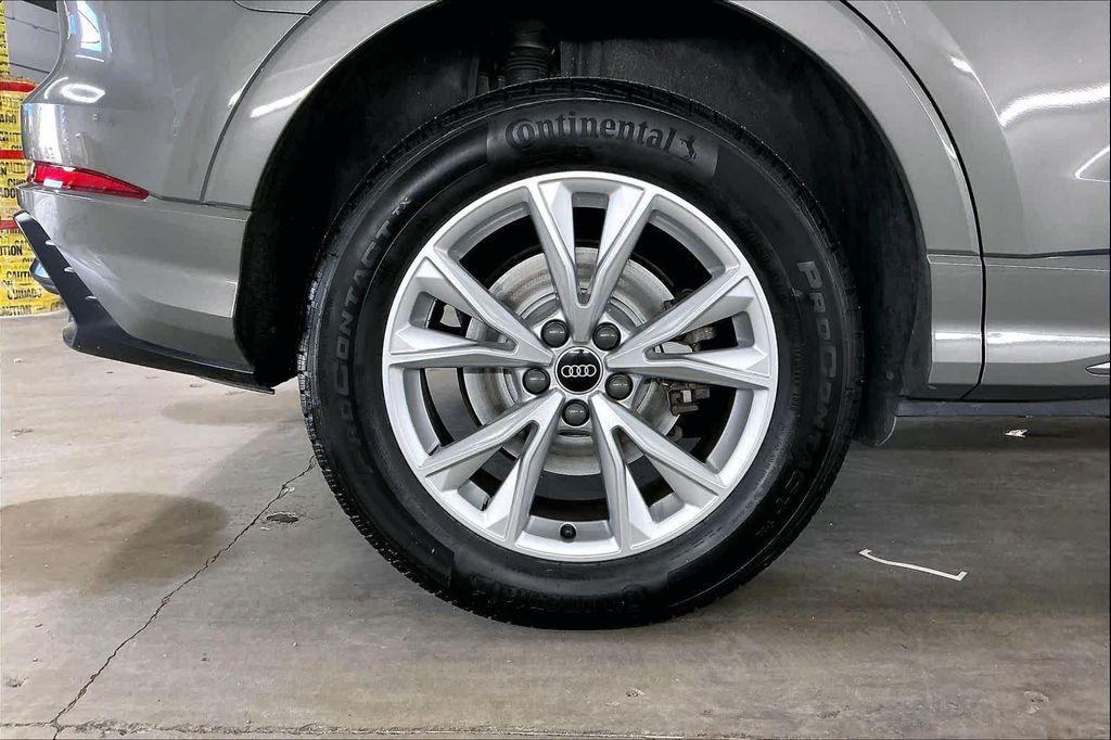 used 2022 Audi Q3 car, priced at $22,300