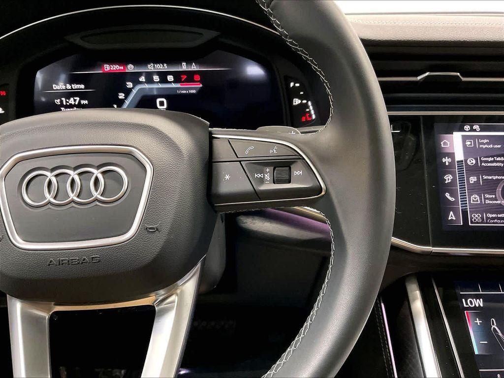 used 2025 Audi Q7 car, priced at $56,124