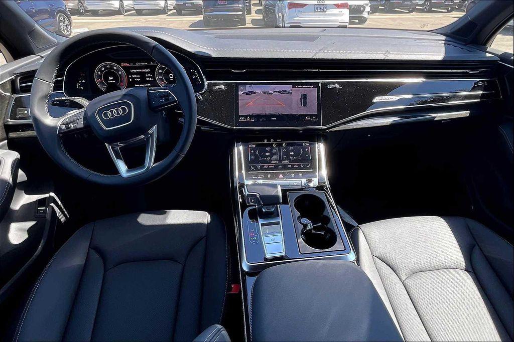 new 2025 Audi Q7 car, priced at $67,350