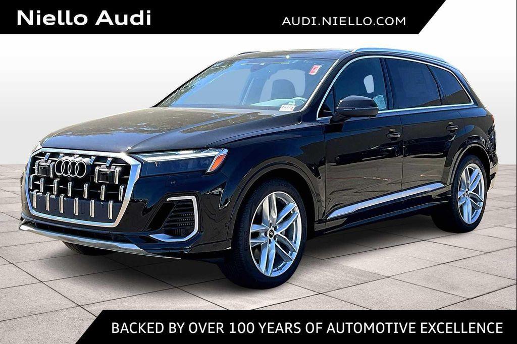 new 2025 Audi Q7 car, priced at $67,350