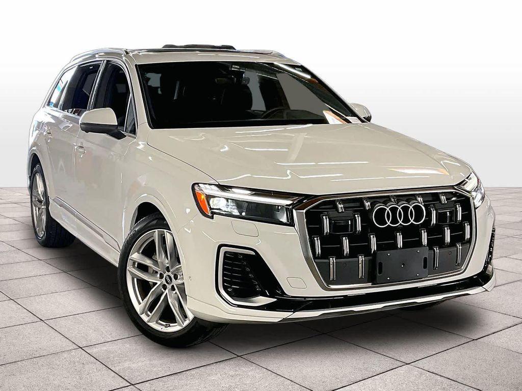 used 2025 Audi Q7 car, priced at $58,329