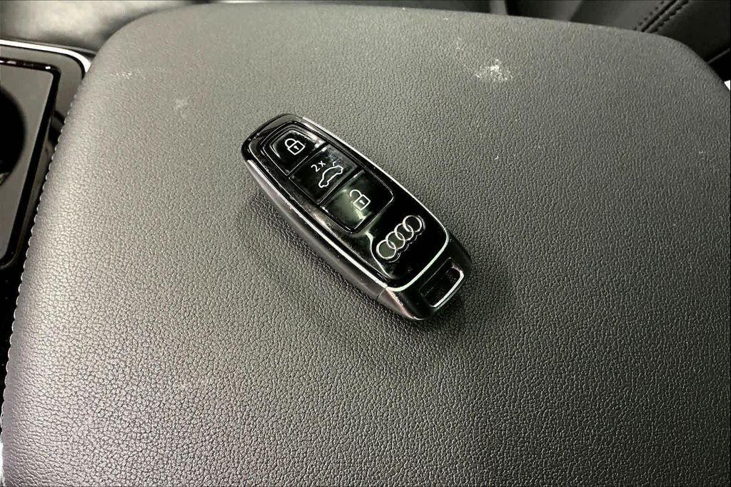 used 2022 Audi Q7 car, priced at $36,750