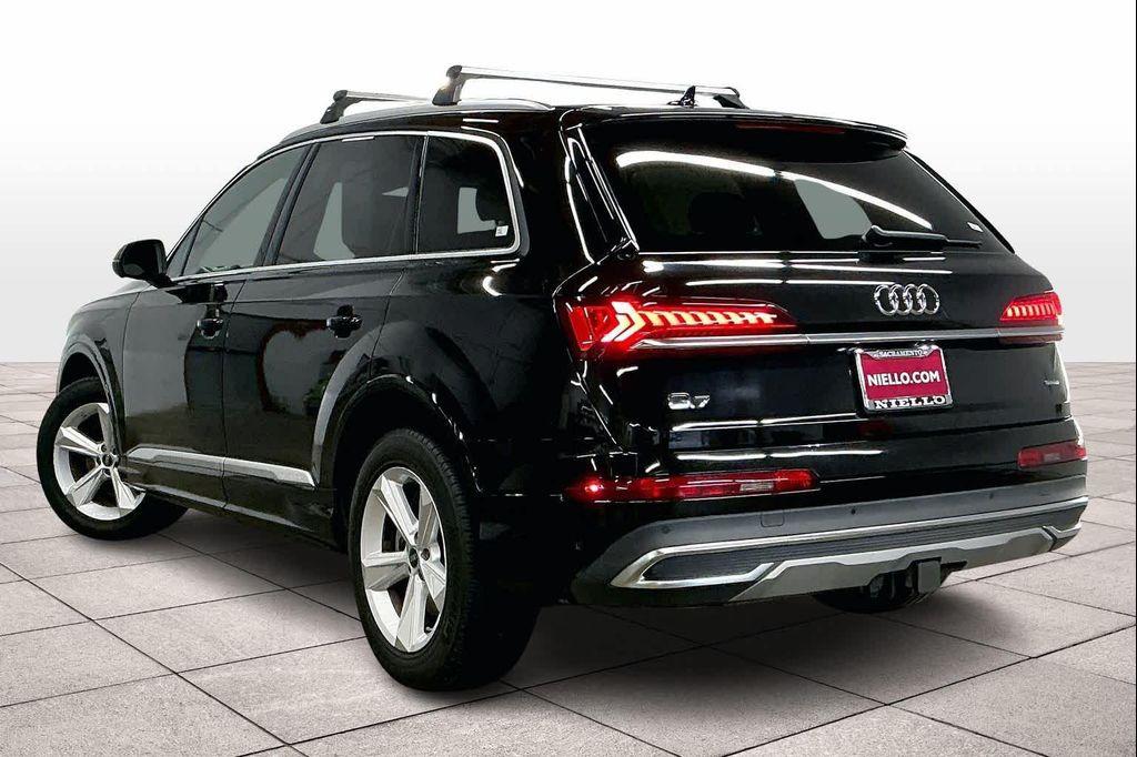 used 2022 Audi Q7 car, priced at $25,400