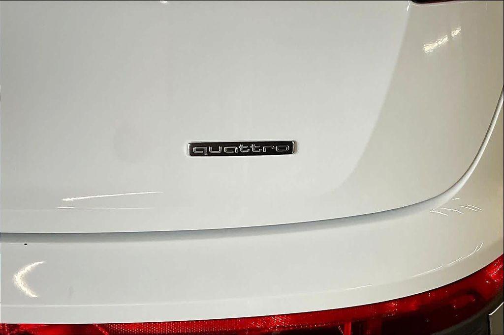 used 2025 Audi Q5 car, priced at $43,075