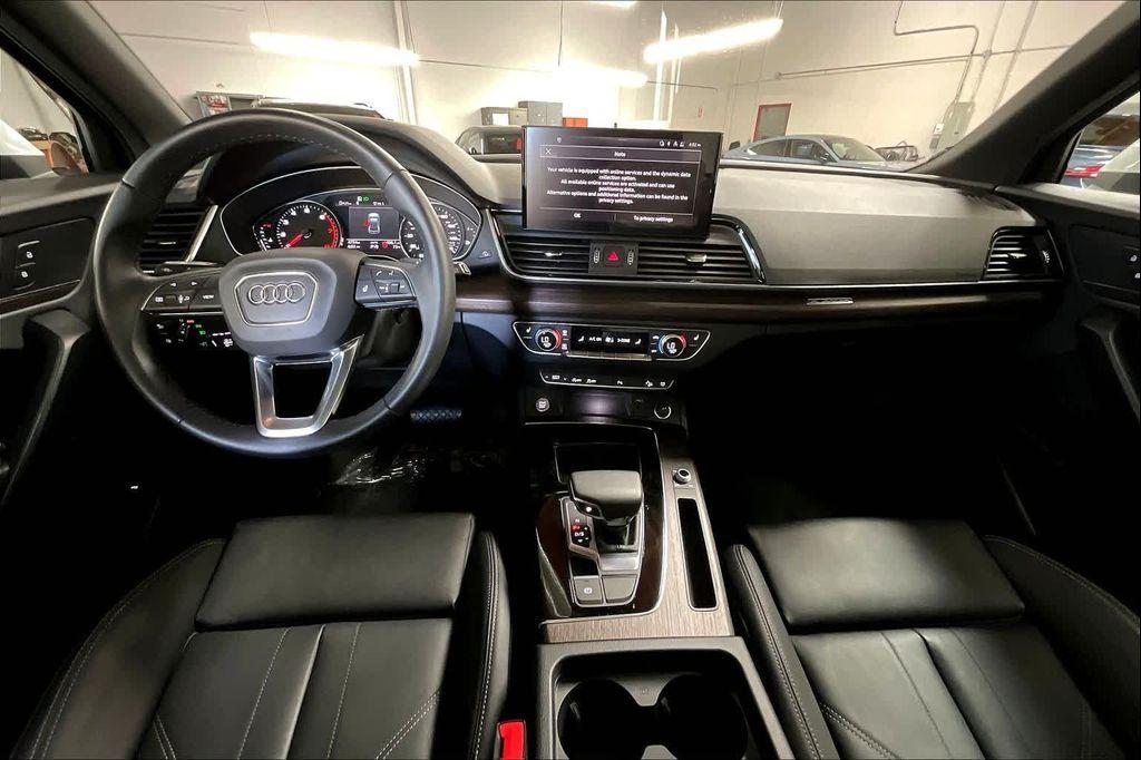 used 2025 Audi Q5 car, priced at $43,075