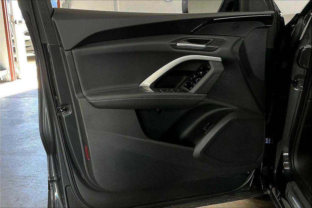 new 2025 Audi Q5 car, priced at $49,090