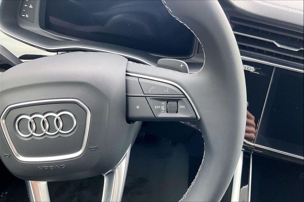 new 2026 Audi Q7 car, priced at $66,190