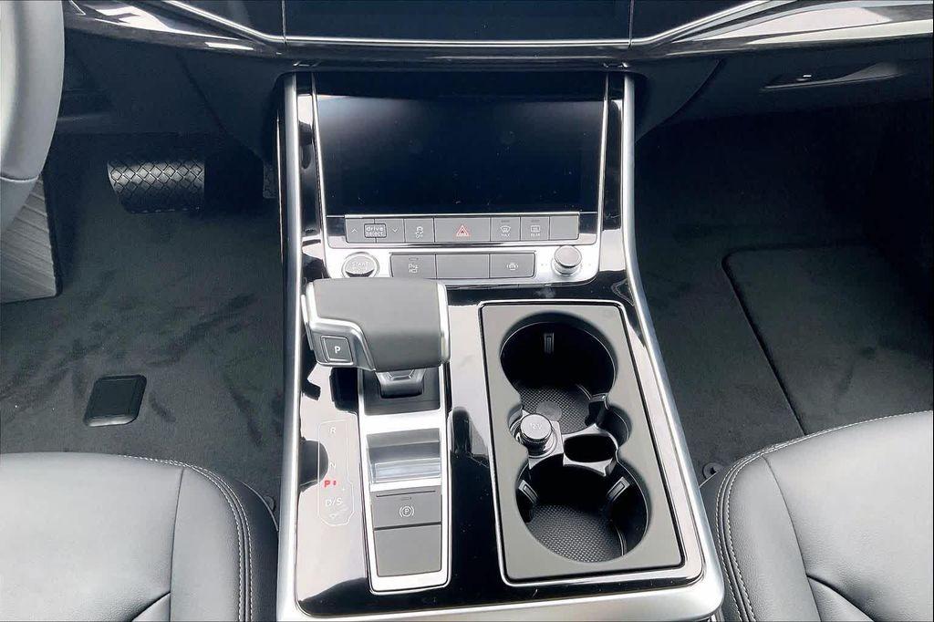 new 2026 Audi Q7 car, priced at $66,190