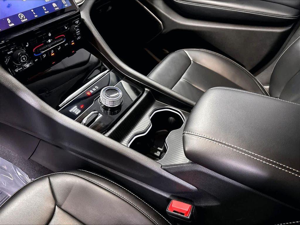 used 2023 Jeep Grand Cherokee car, priced at $34,133