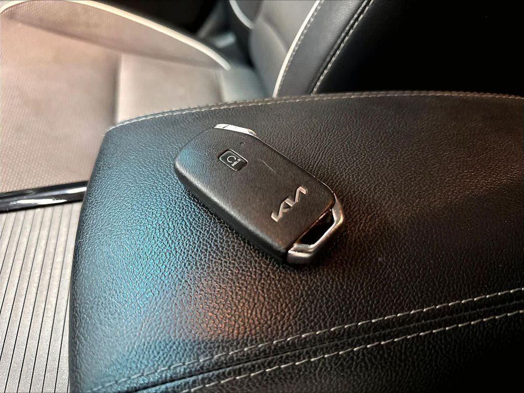 used 2022 Kia Niro EV car, priced at $18,377