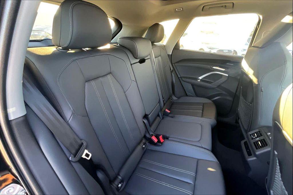 new 2025 Audi Q5 car, priced at $61,240