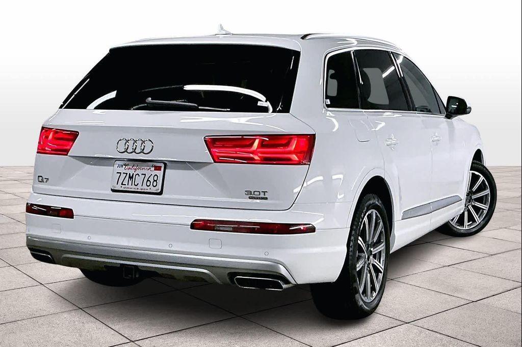 used 2017 Audi Q7 car, priced at $18,125