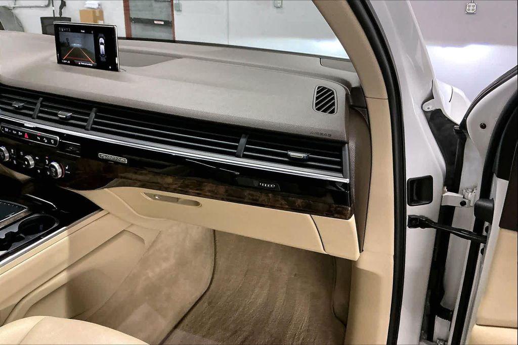 used 2017 Audi Q7 car, priced at $18,125