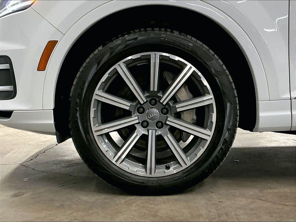 used 2017 Audi Q7 car, priced at $17,919