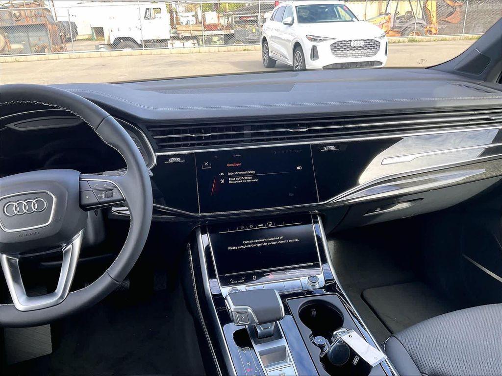 new 2026 Audi Q7 car, priced at $77,350