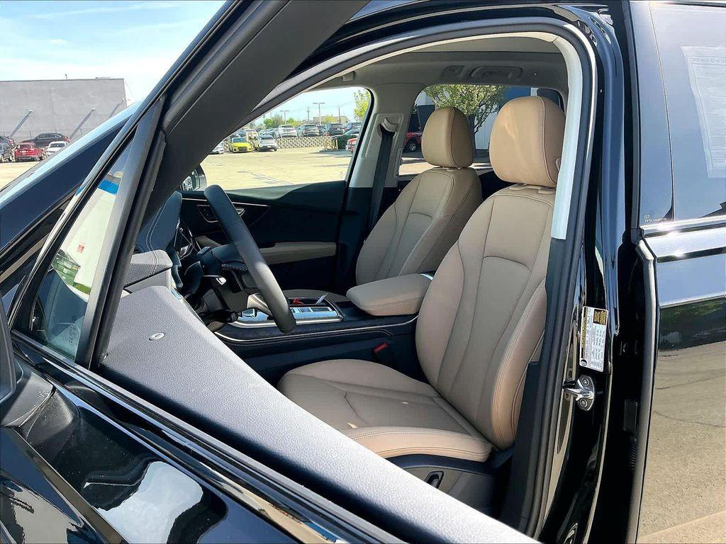 new 2026 Audi Q7 car, priced at $72,350