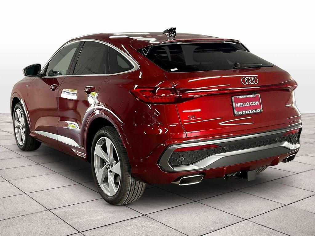 new 2025 Audi Q5 car, priced at $59,422
