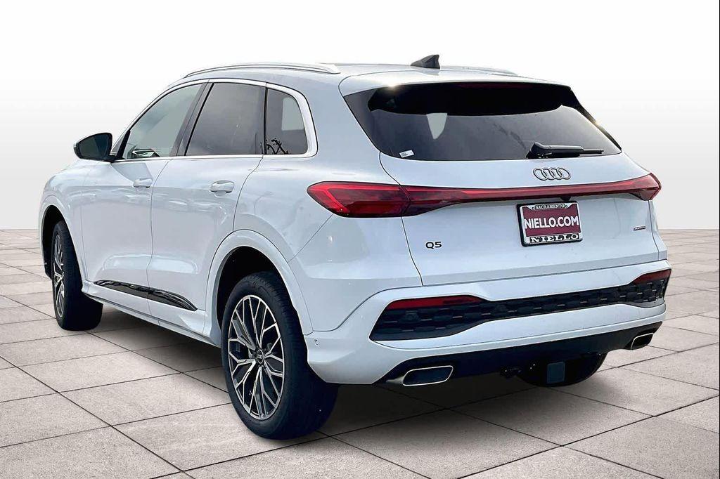 new 2025 Audi Q5 car, priced at $61,285