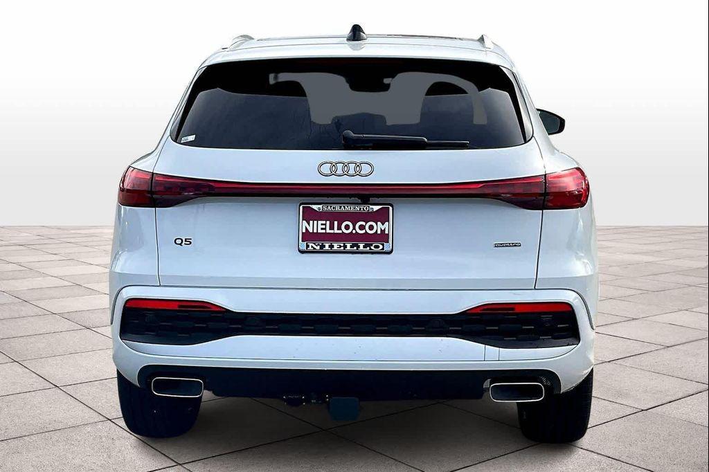 new 2025 Audi Q5 car, priced at $61,285