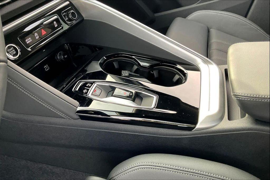 new 2025 Audi Q5 car, priced at $61,285