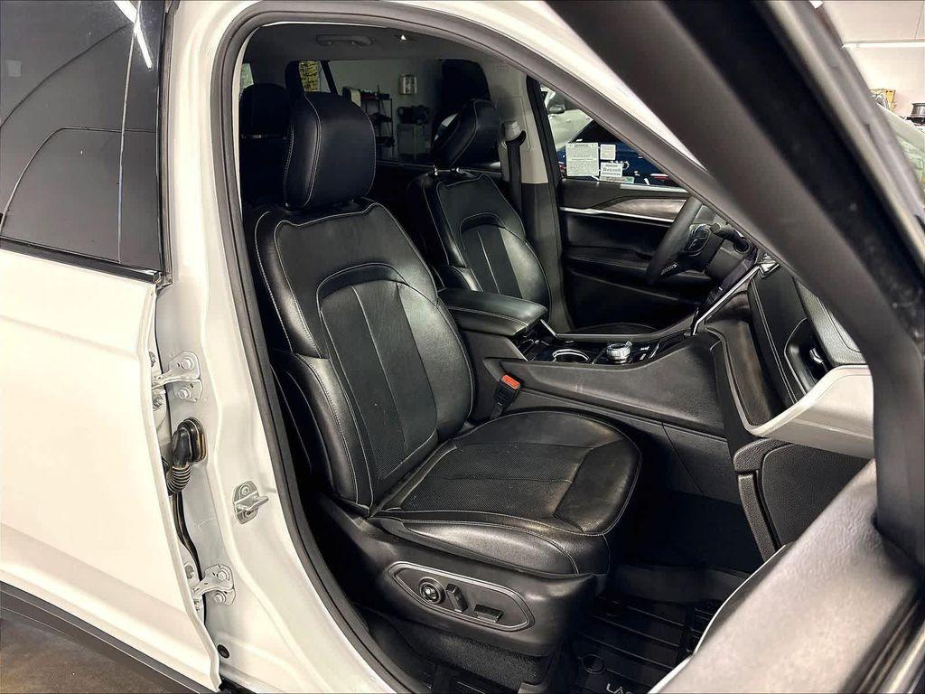 used 2023 Jeep Grand Cherokee L car, priced at $30,061