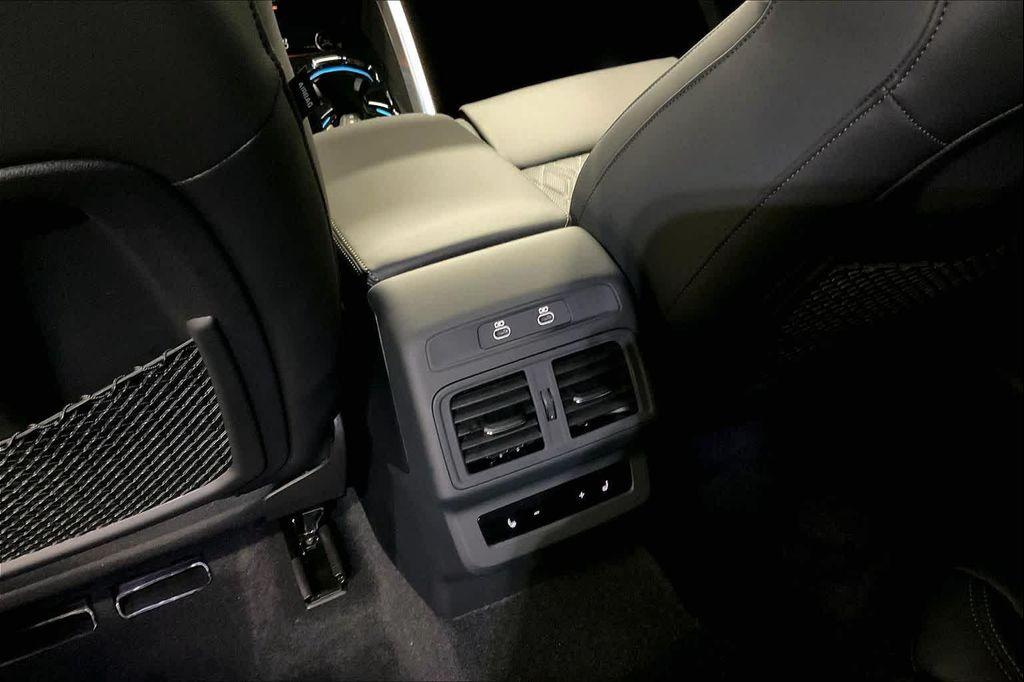 new 2025 Audi SQ5 car, priced at $76,290