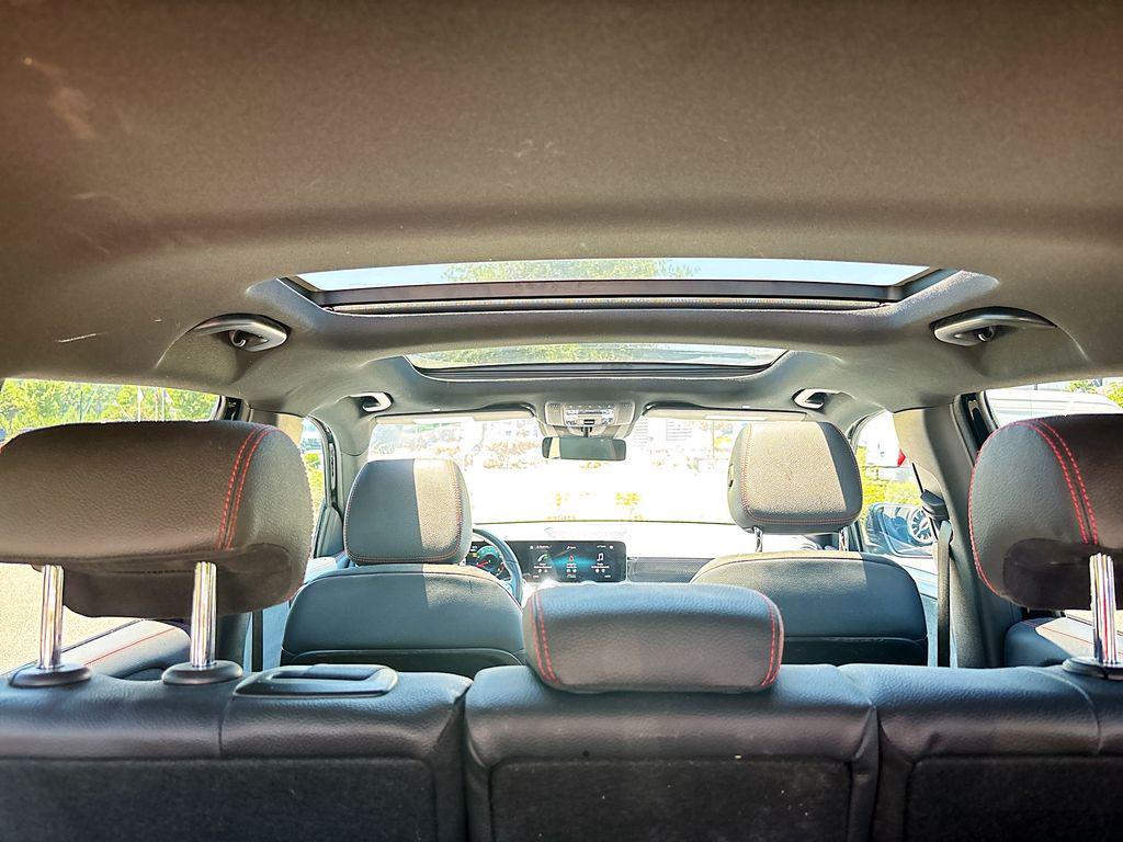 used 2021 Mercedes-Benz GLB 250 car, priced at $23,754
