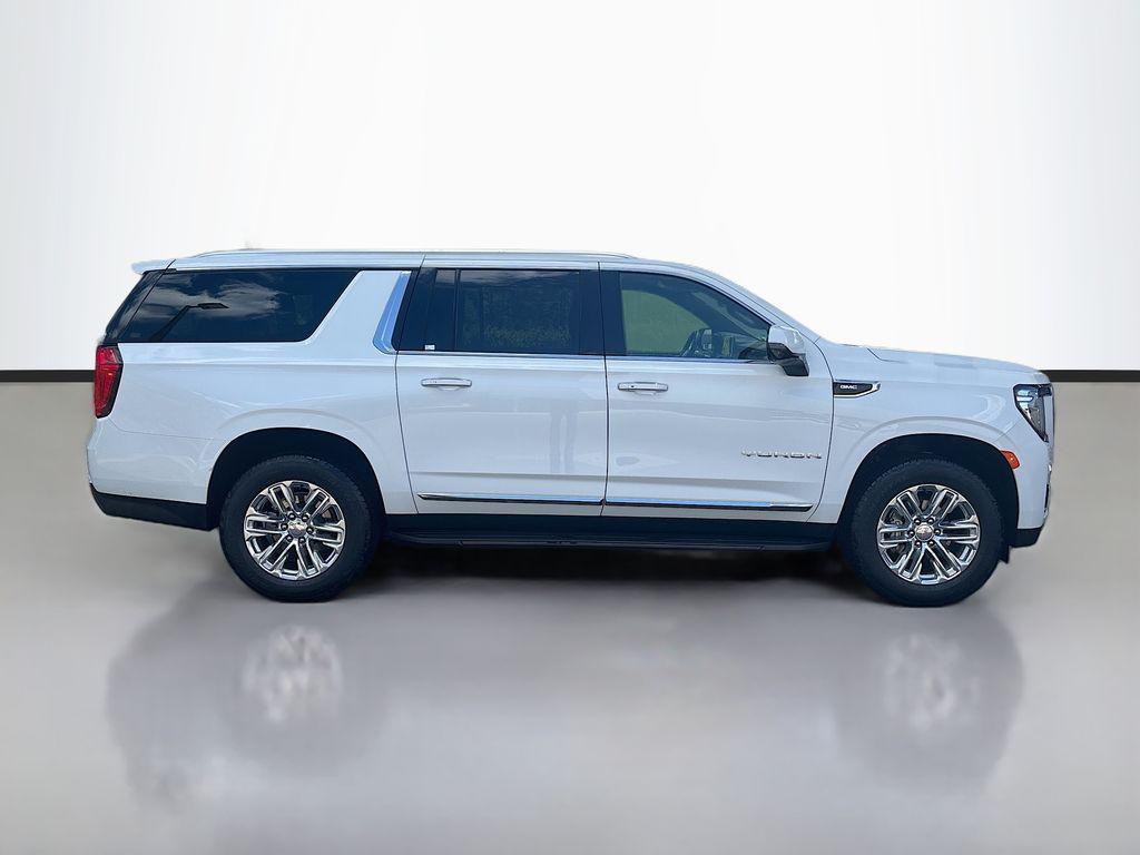 used 2024 GMC Yukon XL car, priced at $61,799