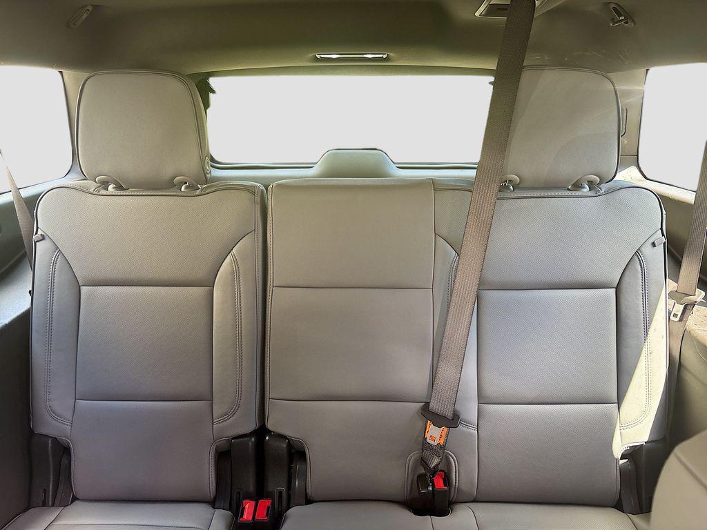 used 2024 GMC Yukon XL car, priced at $61,799