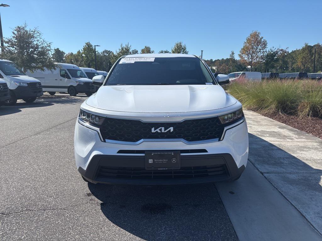 used 2023 Kia Sorento car, priced at $25,888