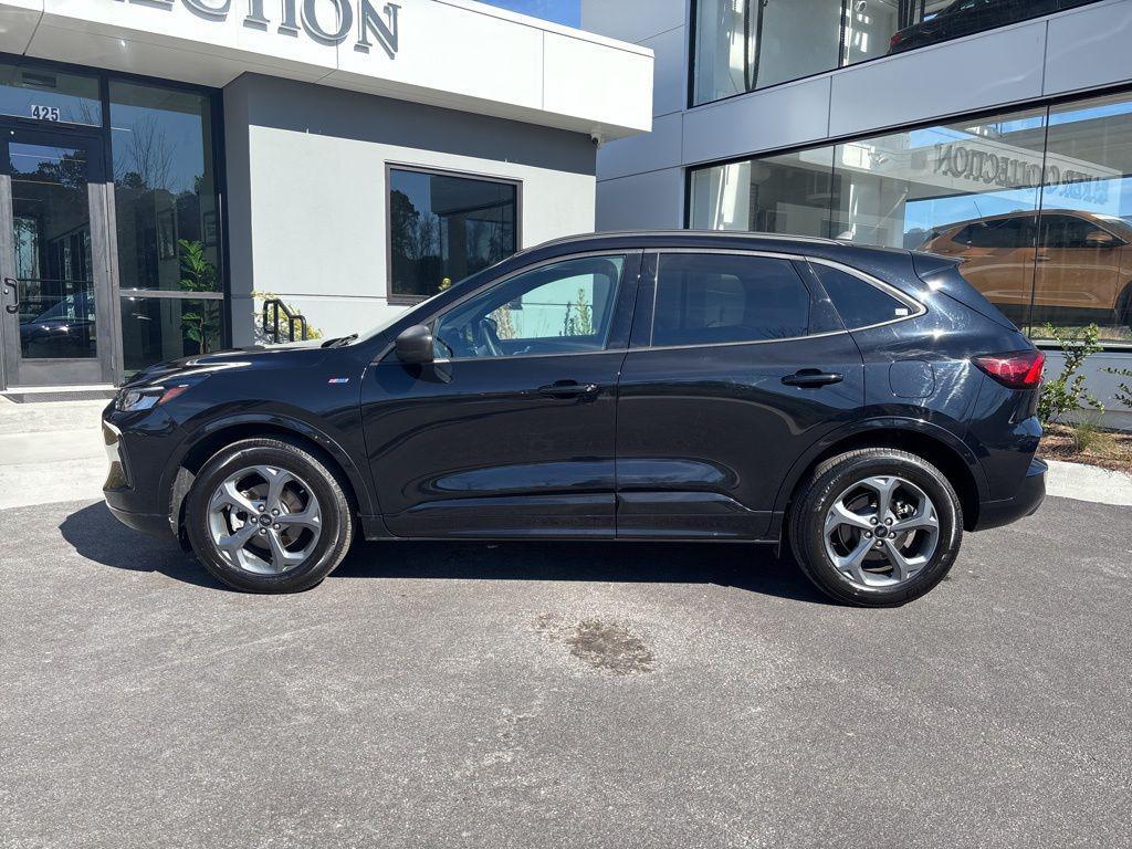 used 2023 Ford Escape car, priced at $25,698
